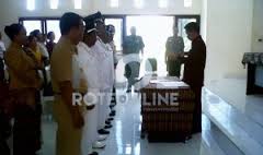 Camat Lobalain Lantik Lima Penjabat Desa