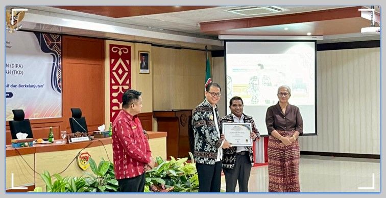 Resmi, Pj. Bupati Rote Ndao Menerima DIPA dan Alokasi TKD 2025 Dari Pj. Gubernur NTT