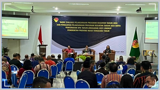 Pj. Bupati Rote Ndao Hadiri Rapat Evaluasi Pelaksanaan Program 2024 dan Penguatan Program 2025 Bersama Pj. Gubernur NTT