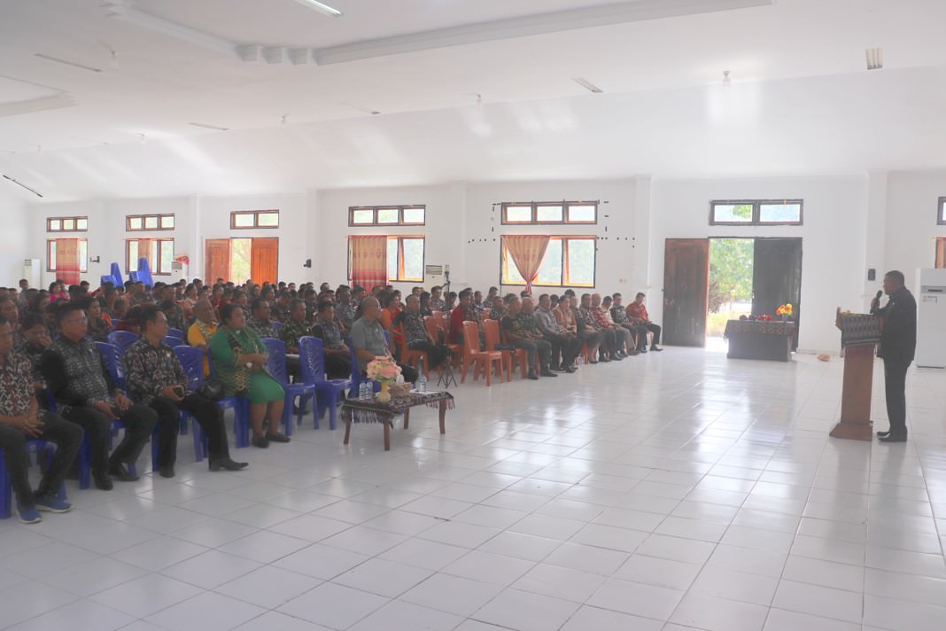 Padati Auditorium Ti'i Langga, ASN Pemkab Rote Ndao Hikmat Ikuti Ibadah Rutin Mingguan