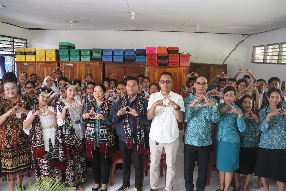 Ketua TP PKK Kabupaten Rote Ndao Buka Sosialisasi Pencegahan Seksualitas di SMPN 3 Lobalain