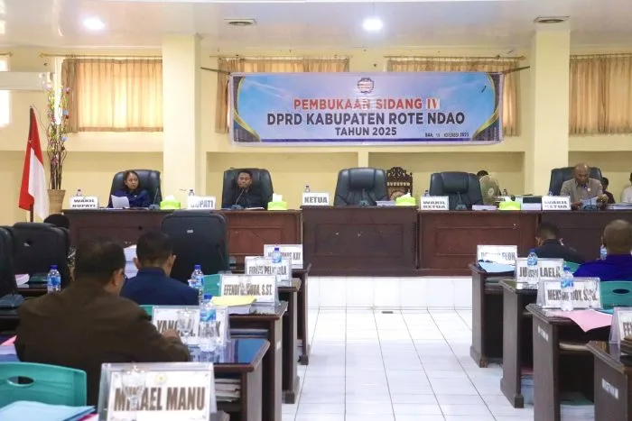 Pemkab dan DPRD Rote Ndao Gelar Paripurna Pembahasan RAPBD 2026; Optimlisasi PAD dan Sektor Produktif Daerah