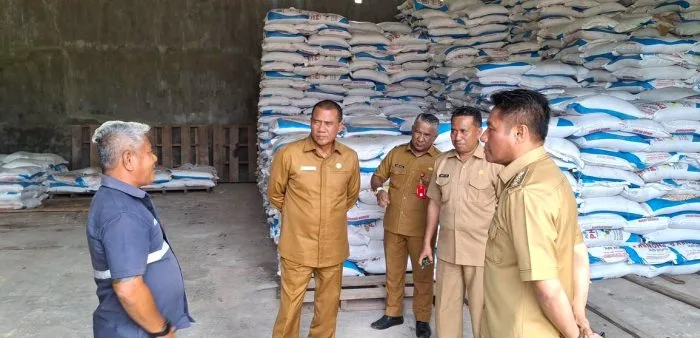 Pastikan Layanan dan Kebutuhan Masyarakat Terpenuhi, Bupati Rote Ndao Tinjau Puskesmas, Pertanian, Distribusi BBM dan Pupuk
