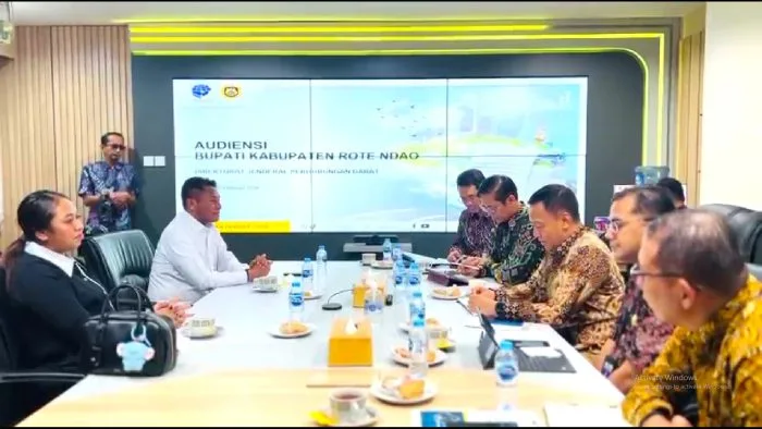 Bupati dan Wabup Rote Ndao Perjuangkan Dermaga Ndao, Runway Bandara Hingga Bus dan PJU Saat Temui Dirjen Hubdat Kemenhub