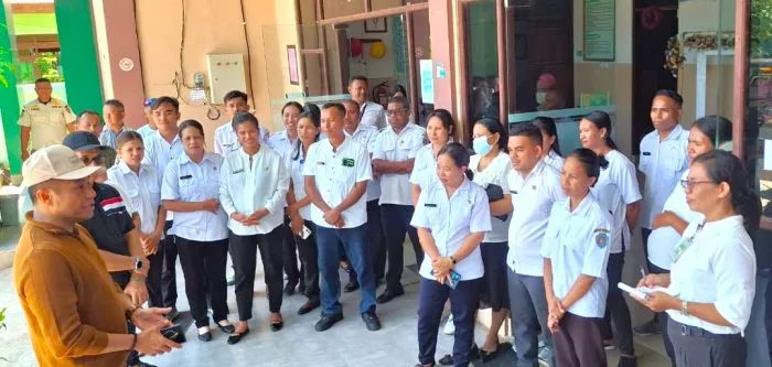 Pastikan Layanan Kesehatan Optimal, Bupati Rote Ndao Sidak Puskesmas Delha dan Bahas Investasi Pariwisata Bersama Tim ERIA