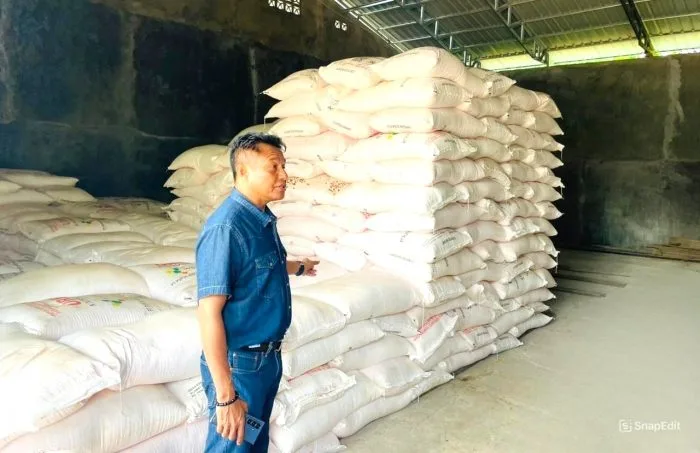 Pastikan Stok Pupuk Aman, Bupati Rote Ndao Cek Gudang Tunganamo