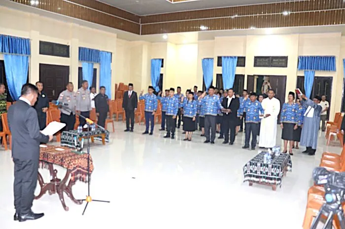 Bupati Rote Ndao Melantik dan Kukuhkan Pejabat Administrator, Pengawas dan Fungsional