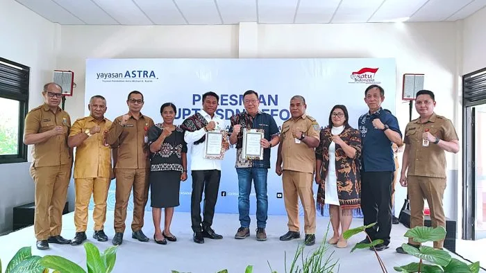 Bupati Rote Ndao Meresmikan Gedung SD Negeri Oefoe, Kerja Sama Yayasan Pendidikan Astra Michael D. Ruslim